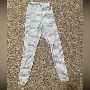 Women's Gray Camouflage Leggings with Pockets Size XXS